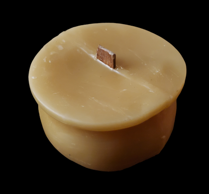 Beeswax Cauldron Candle with Crackling Wooden Wick